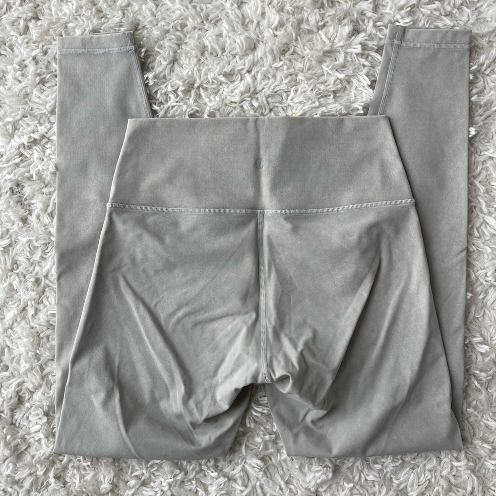 Lululemon leggings size 8